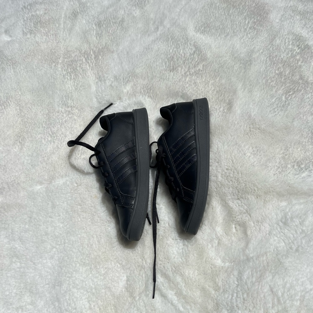 Adidas shoes boys
